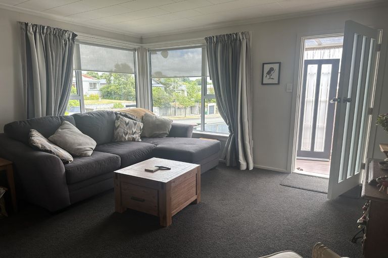 Photo of property in 1/9 Rathmore Street, West End, Timaru, 7910