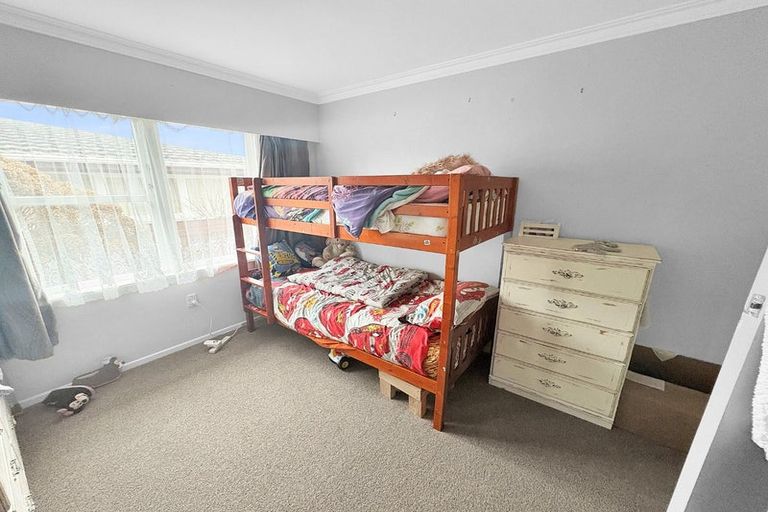 Photo of property in 16 Marlborough Street, Levin, 5510