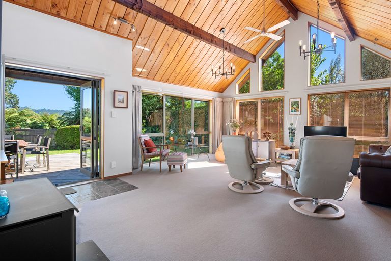 Photo of property in 77 Tihi Road, Springfield, Rotorua, 3015