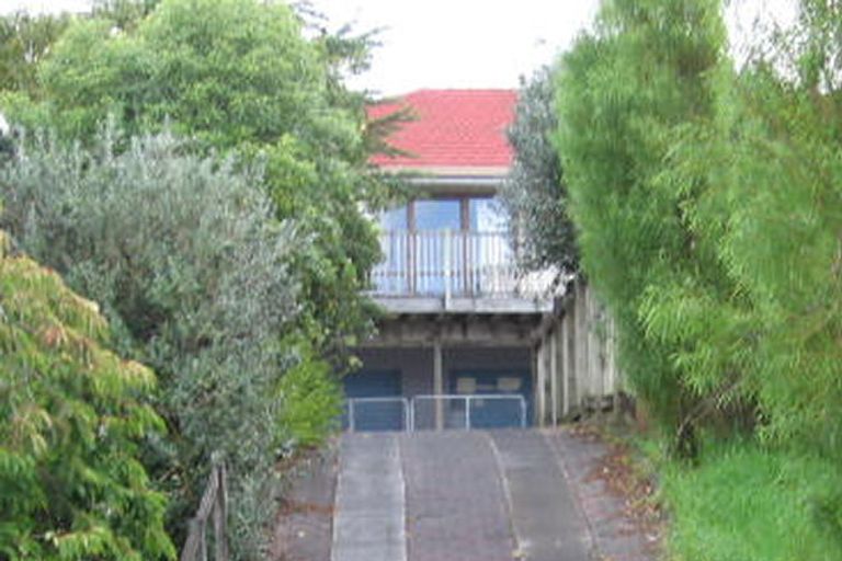 Photo of property in 6 Riesling Place, Henderson, Auckland, 0612
