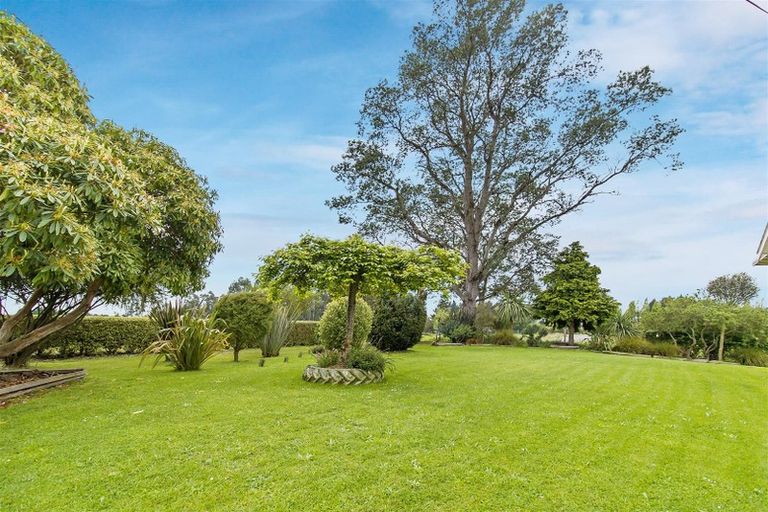 Photo of property in 107 Timaru Road, Waimate, 7980