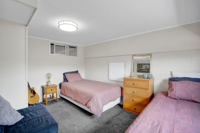 Photo of property in 177 Govett Avenue, Frankleigh Park, New Plymouth, 4310