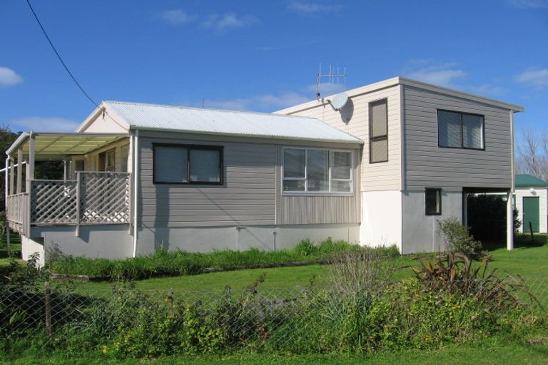 Photo of property in 56 Mahanga Road, Pataua South, Onerahi, 0192