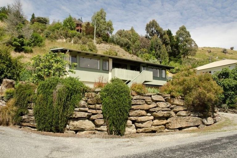 Photo of property in 5 Branxholm Street, Roxburgh, 9500