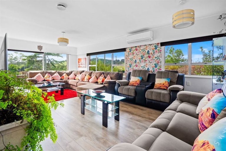 Photo of property in 22 Pataua Road North, Whareora, Whangarei, 0175