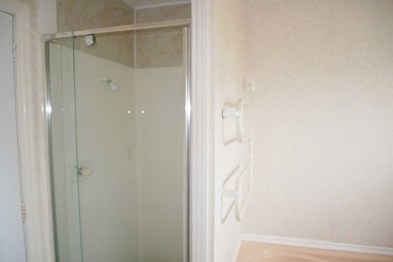 Photo of property in 1 Dunluce Place, Hornby, Christchurch, 8042