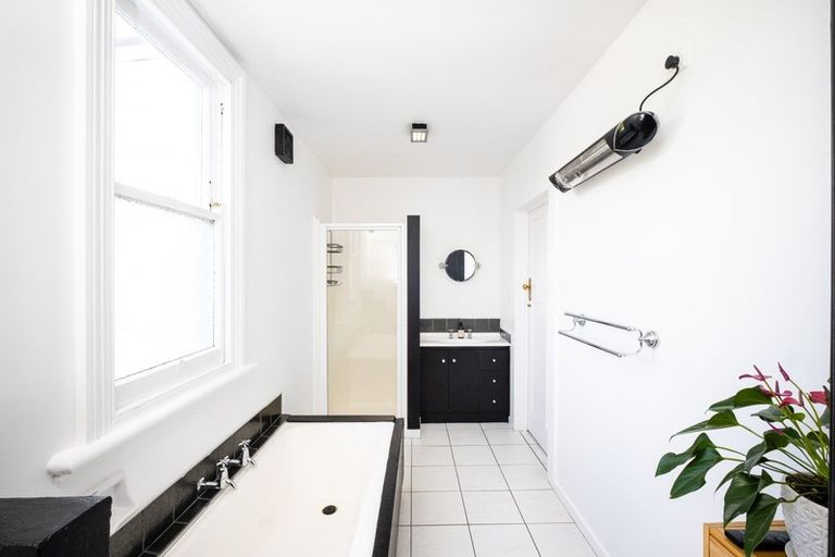 Photo of property in 14 Mcdonald Street, Napier South, Napier, 4110