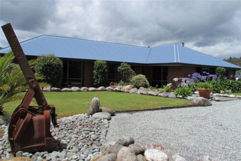 Photo of property in 255 Coulson Road, Paroa, Greymouth, 7805