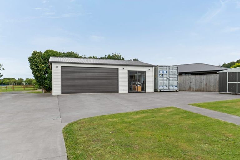 Photo of property in 1 Whitcombe Street, Lepperton, New Plymouth, 4373