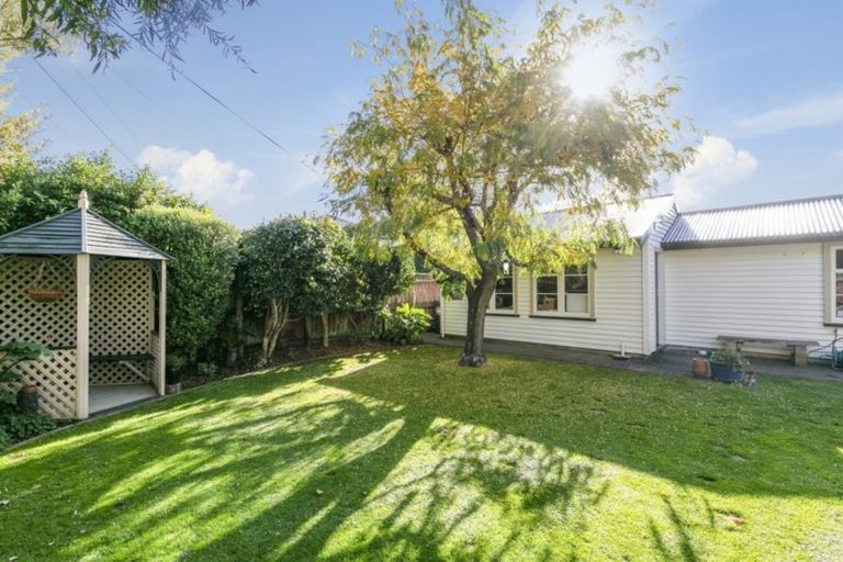 Photo of property in 485 Riverside Drive, Fairfield, Lower Hutt, 5011