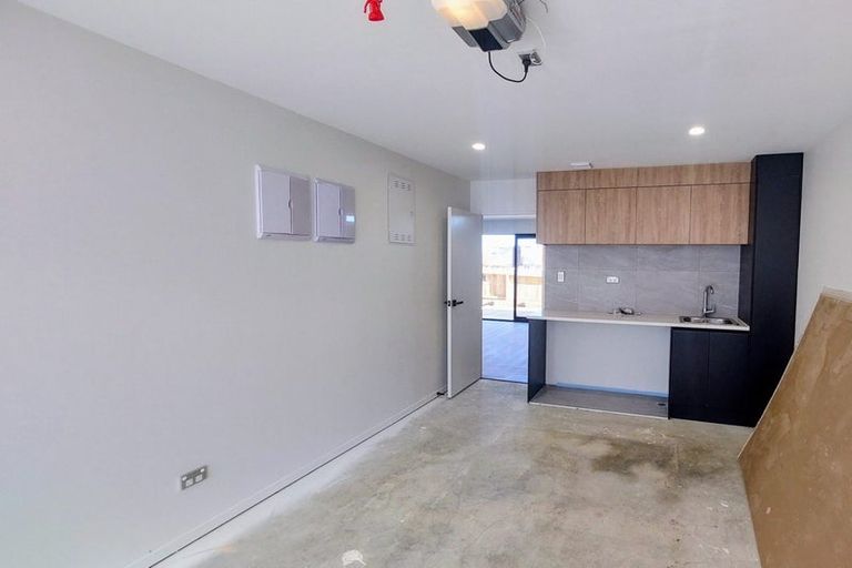 Photo of property in 345 East Coast Road, Mairangi Bay, Auckland, 0630