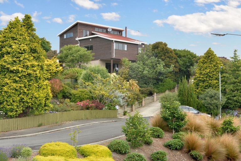 Photo of property in 5 Calvert Place, Shiel Hill, Dunedin, 9013