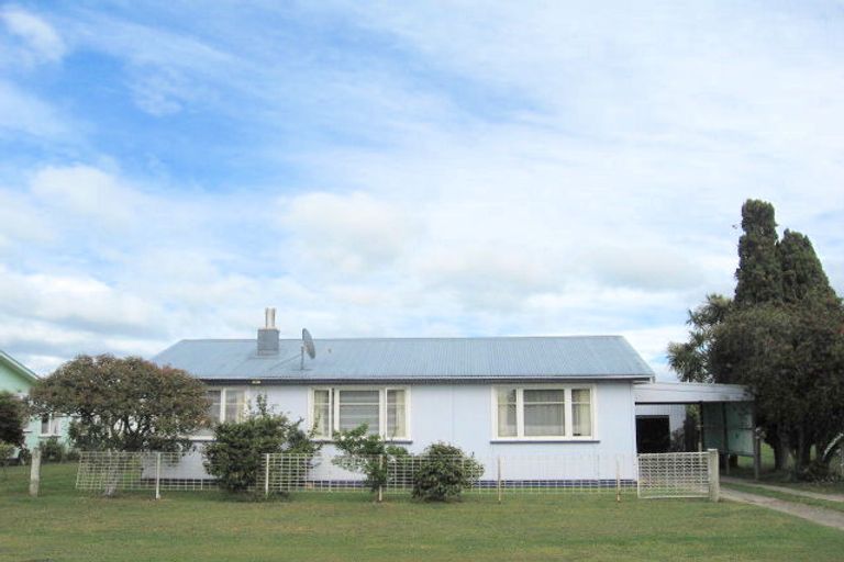 Photo of property in 7 Endeavour Street, Tolaga Bay, 4077