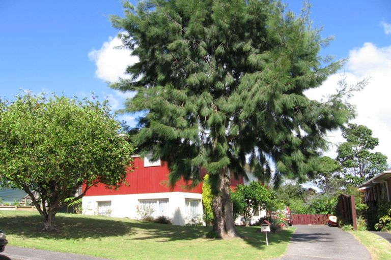 Photo of property in 5 Uppingham Crescent, Hillcrest, Auckland, 0627