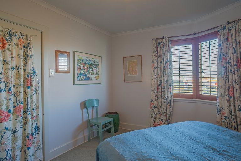 Photo of property in 1-12/48 The Bay Hill, Timaru, 7910