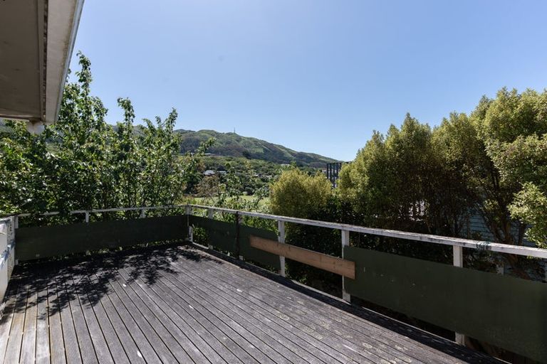 Photo of property in 45 Handyside Street, Tawa, Wellington, 5028