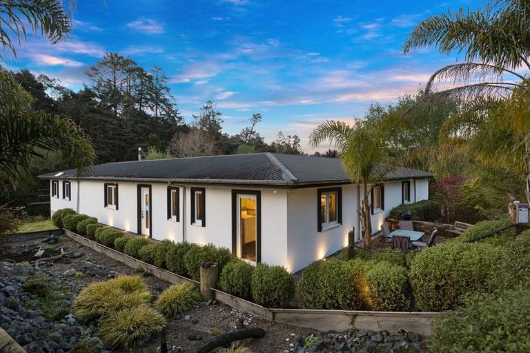 Photo of property in 60 Lenzen Road, Puhoi, Warkworth, 0994