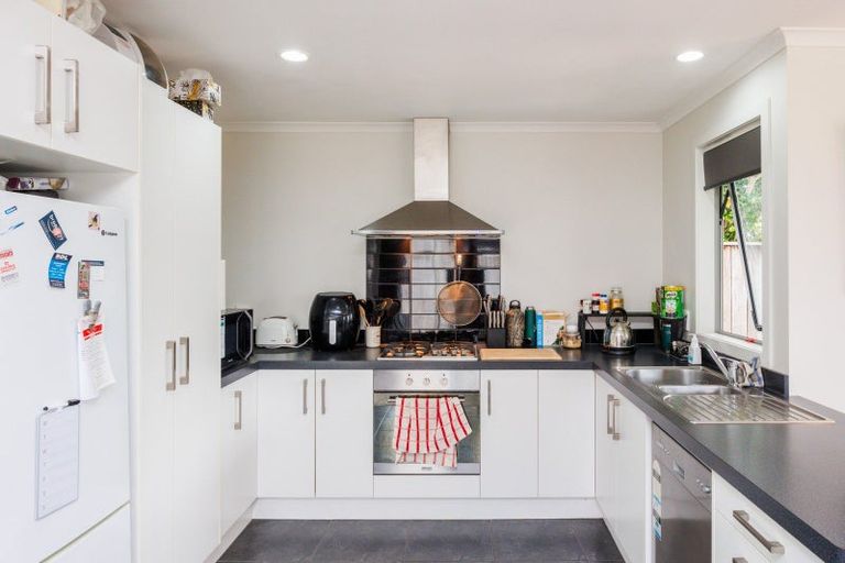 Photo of property in 49 Weston Avenue, Roslyn, Palmerston North, 4414