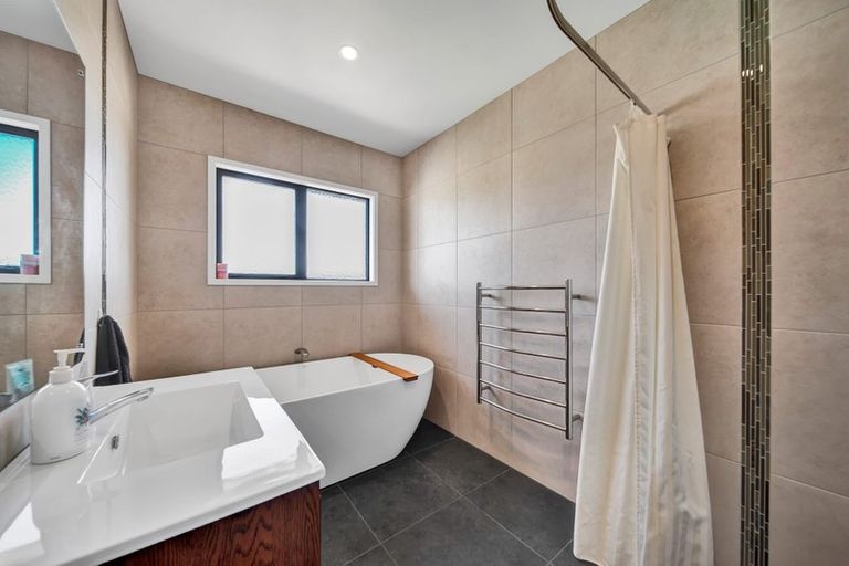 Photo of property in 18 Fantham Street, Hawera, 4610