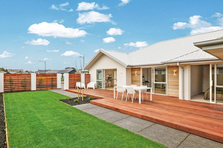 Photo of property in 5 Mills Road, Marshland, Christchurch, 8051