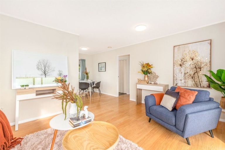 Photo of property in 17 The Bollard, Whitby, Porirua, 5024