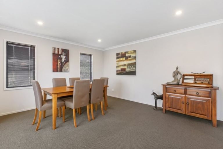 Photo of property in 79 Rathmar Drive, Manurewa, Auckland, 2105