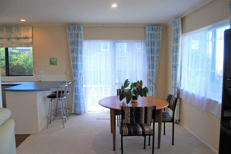 Photo of property in 34 Ata-mahina Way, Ruakaka, 0116