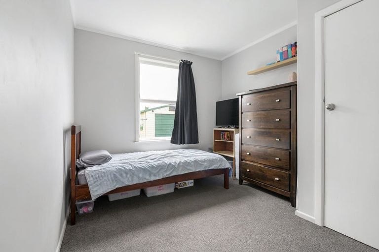 Photo of property in 14 Yvonne Street, Melville, Hamilton, 3206