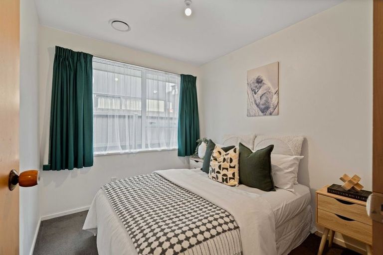 Photo of property in 3/5 Broadbent Street, Riccarton, Christchurch, 8041