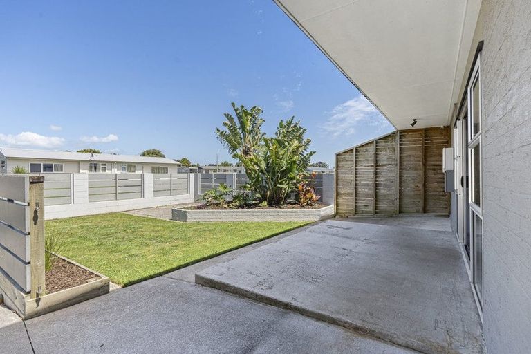 Photo of property in 2 Aratapu Street, Waitara, 4320