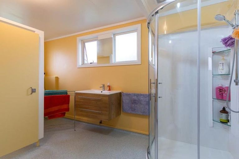 Photo of property in Former Morven School, 41 Donald Street, Morven, Waimate, 7980