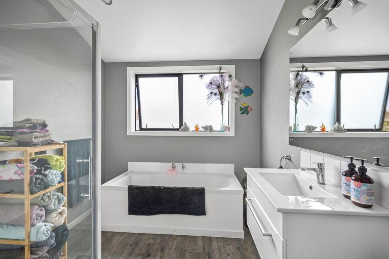 Photo of property in 9 Meyer Street, Alexandra, 9320