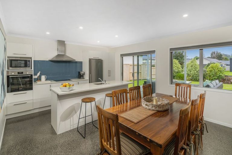 Photo of property in 49 Longreach Drive, Cooks Beach, Whitianga, 3591