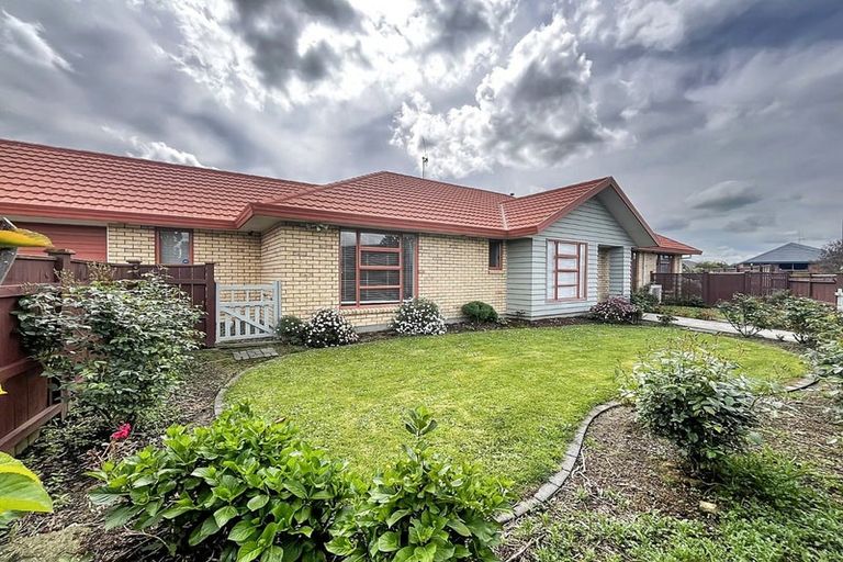 Photo of property in 53 Branigan Parade, Kelvin Grove, Palmerston North, 4414