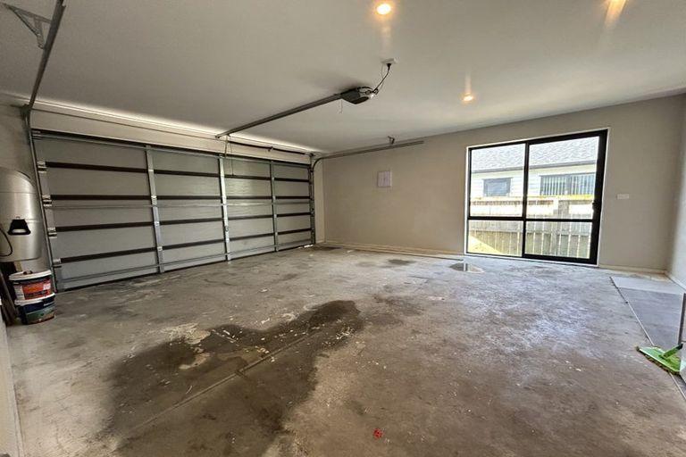 Photo of property in 9 St Claire Road, Silverdale, 0932