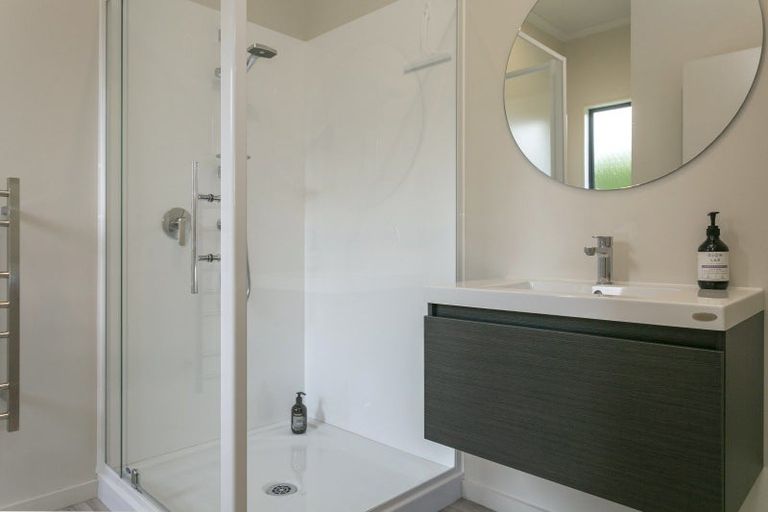 Photo of property in 4 Yasmin Lane, Kinloch, Taupo, 3377