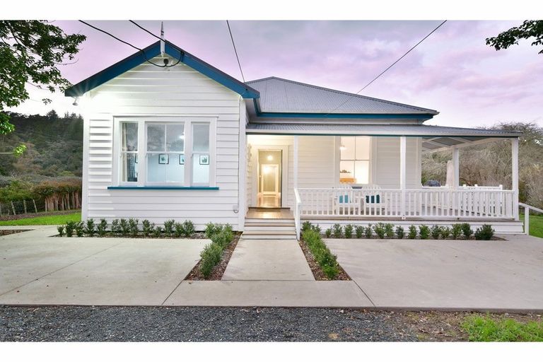 Photo of property in 124 Ahuroa Road, Puhoi, Warkworth, 0994