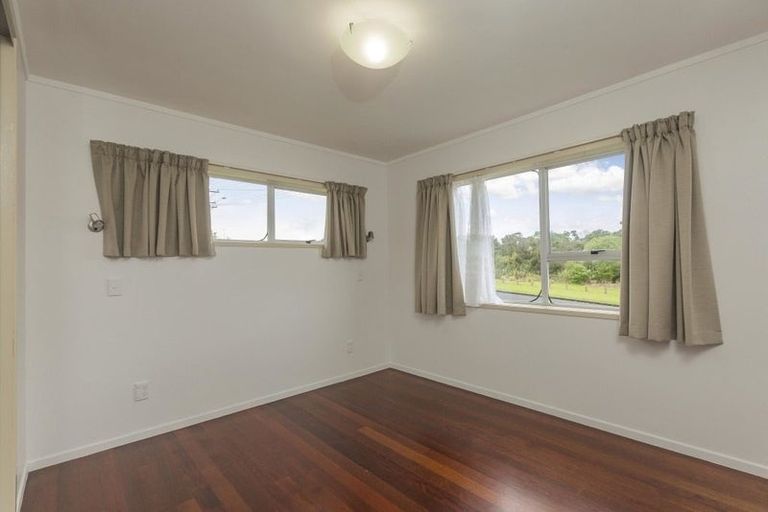 Photo of property in 17 Domain Road, Glenfield, Auckland, 0629
