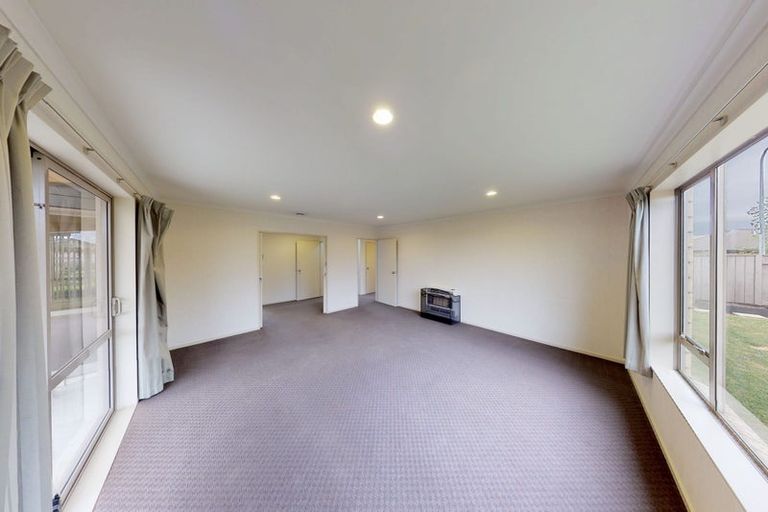 Photo of property in 6 Geneva Terrace, Kelvin Grove, Palmerston North, 4414