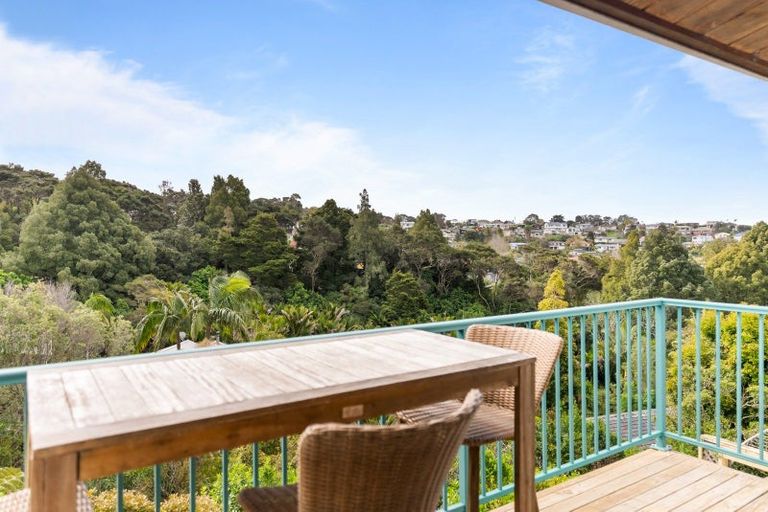 Photo of property in 12 Mcdowell Crescent, Hillcrest, Auckland, 0627