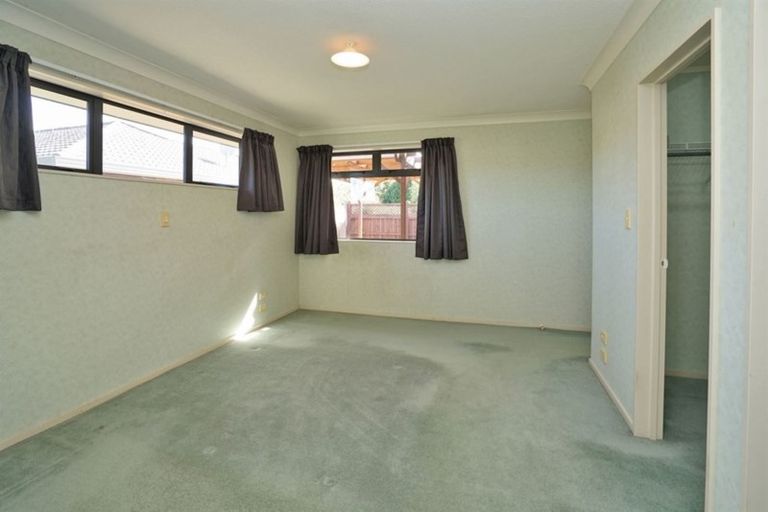 Photo of property in 16 Bouverie Crescent, Flagstaff, Hamilton, 3210