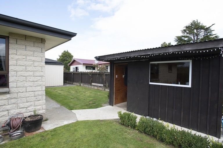 Photo of property in 72 Mackenzie Street, Winton, 9720