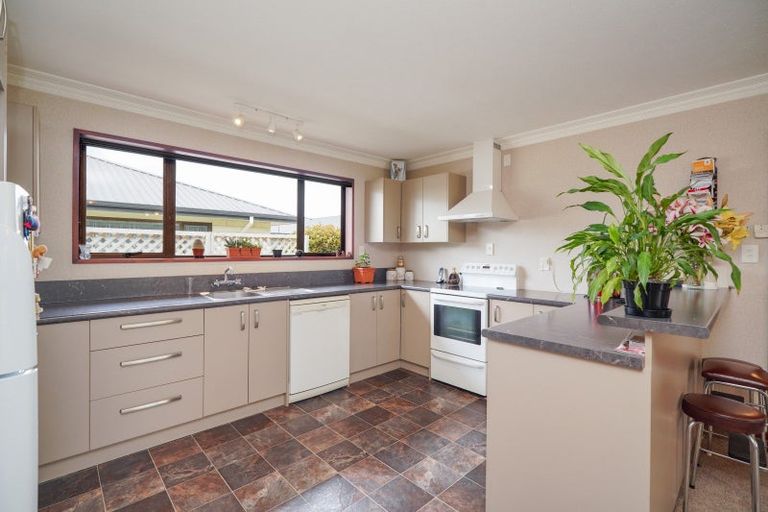 Photo of property in 22 Craig Street, Waikiwi, Invercargill, 9810