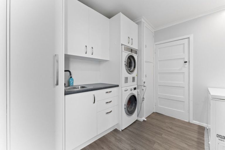 Photo of property in 17 Halls Road, Pahiatua, 4910