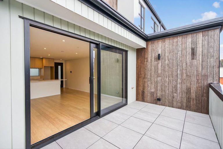 Photo of property in 13/200 Knights Road, Hutt Central, Lower Hutt, 5011