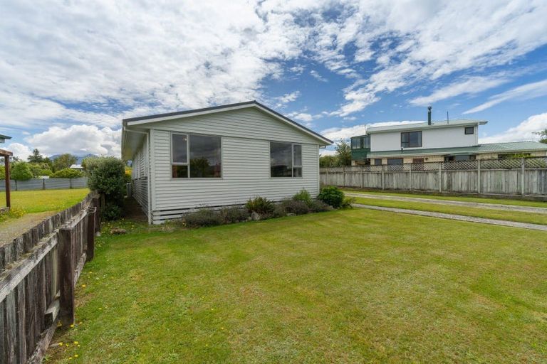 Photo of property in 23 Moana Crescent, Te Anau, 9600
