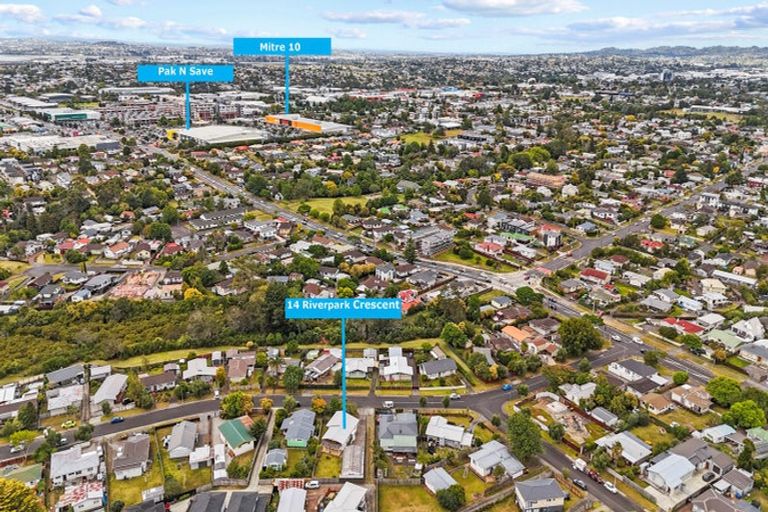 Photo of property in 14 Riverpark Crescent, Henderson, Auckland, 0610