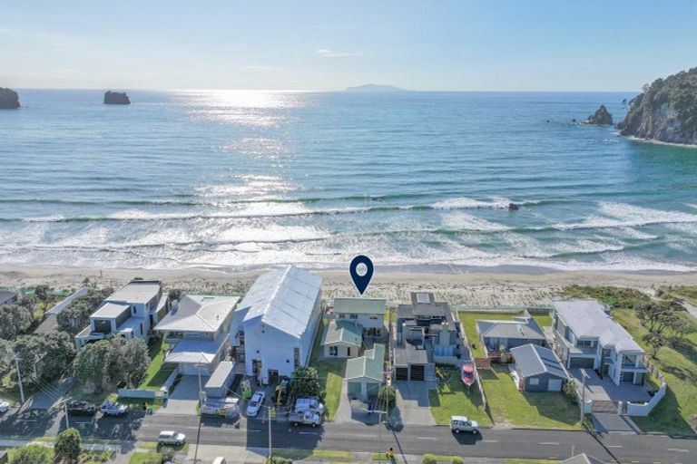 Photo of property in 106 Pohutukawa Crescent, Whangamata, 3620