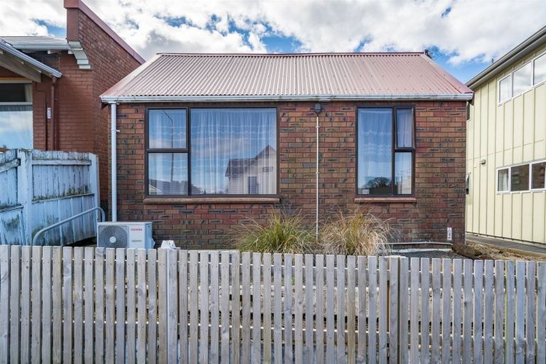 Photo of property in 32 Dundas Street, North Dunedin, Dunedin, 9016