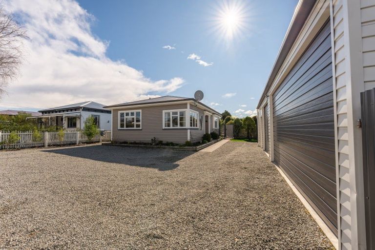 Photo of property in 11 South Terrace Road, Geraldine, 7930